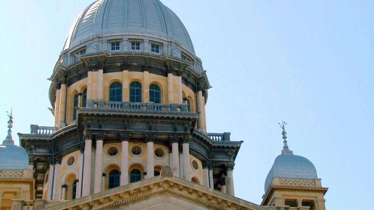 Illinois Democrats try to sell anti-crime programs before end of session, midterms loom