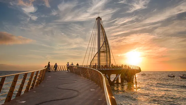 The Puerto Vallarta and Riviera Nayarit tourism apoyo scholarship costs $3 million.  (Photo via: City of Puerto Vallarta).